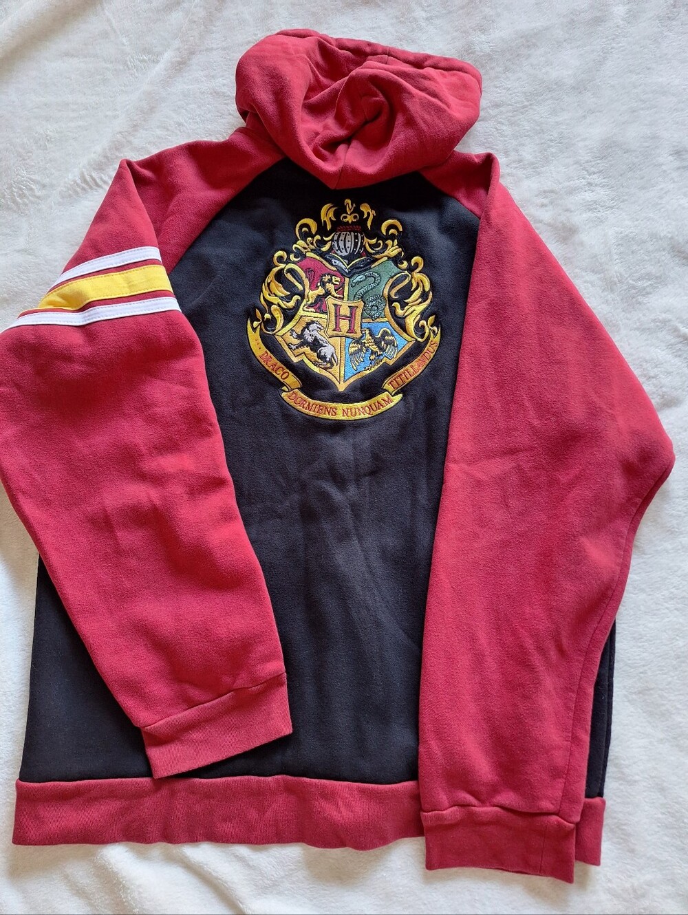 Universal Studios Harry Potter Hogwarts Crest Back Graphic Zip Hoodie 3XL